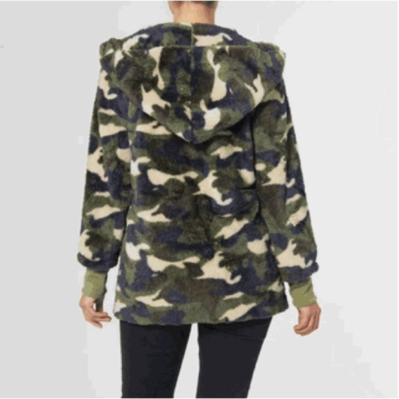 Coco + Carmen Hooded Camo Fleece Jacket Women’s XXL - Picture 2 of 5